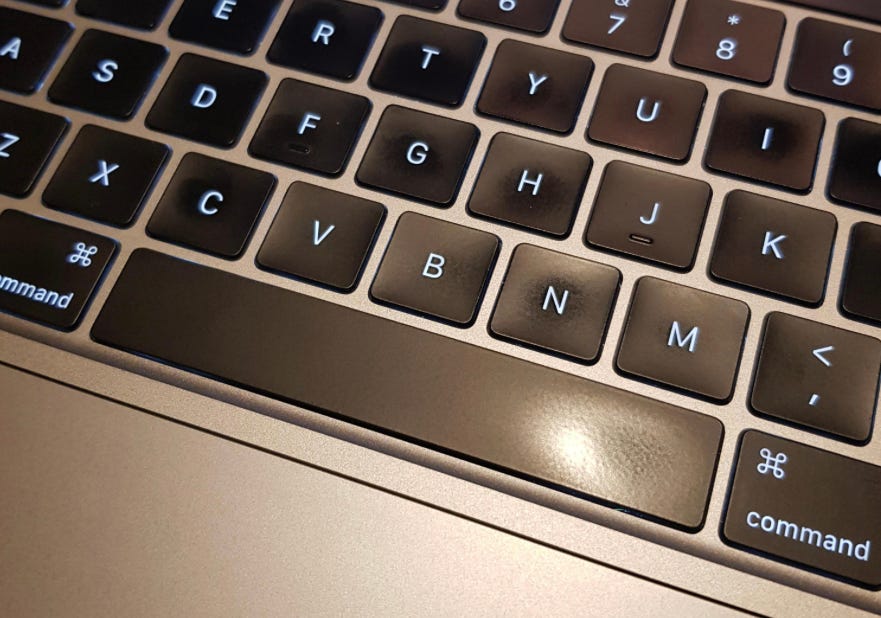 Apple’s Shiny Grimy Keyboards. Here’s a gripe. The keys on Apple’s