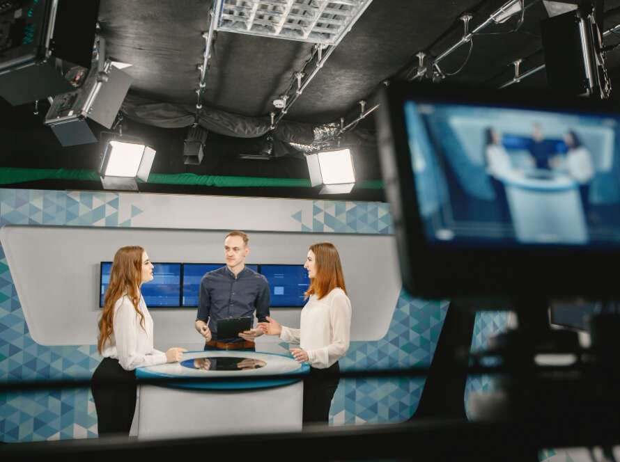 How Television Commercials Help Brands Connect with a Wider Audience