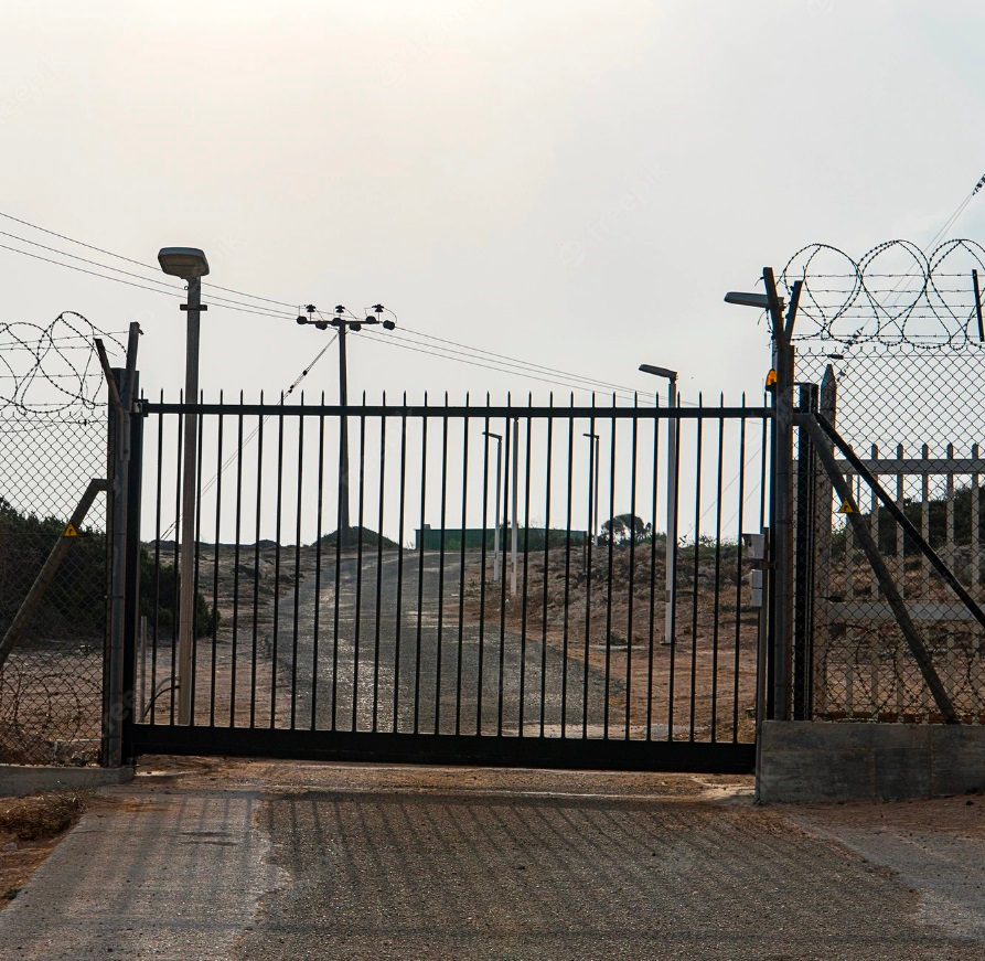 What Are The Different Types Of Driveway Gates? | by SF Bay Automatic ...