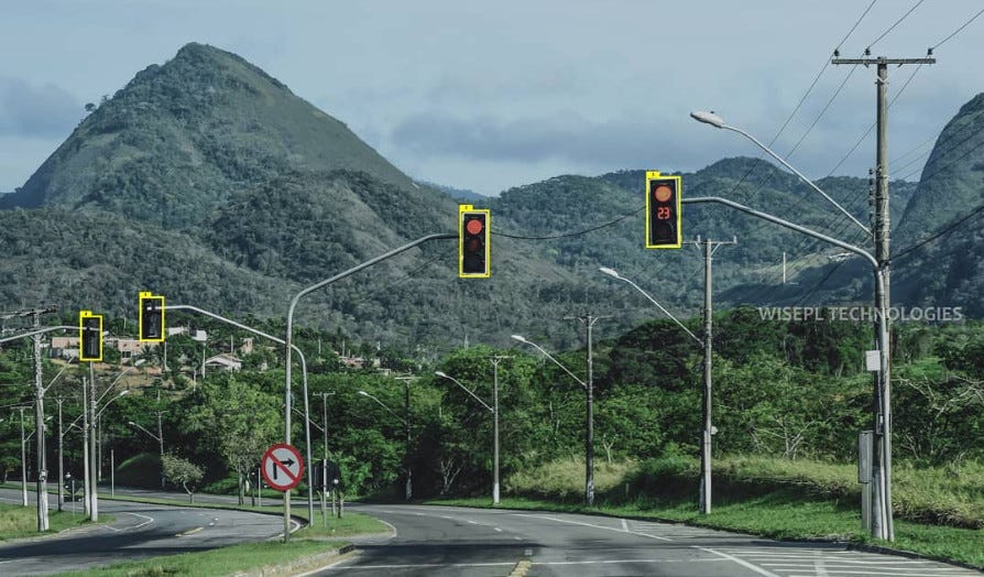 Enabling Safer Autonomous Driving with High-Quality Traffic Light Detection & Annotation