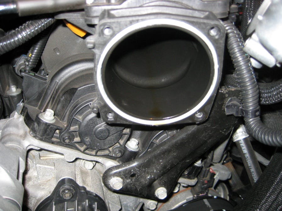 Oil In Intake Manifold Causes and Solution by Umaraliyu Medium