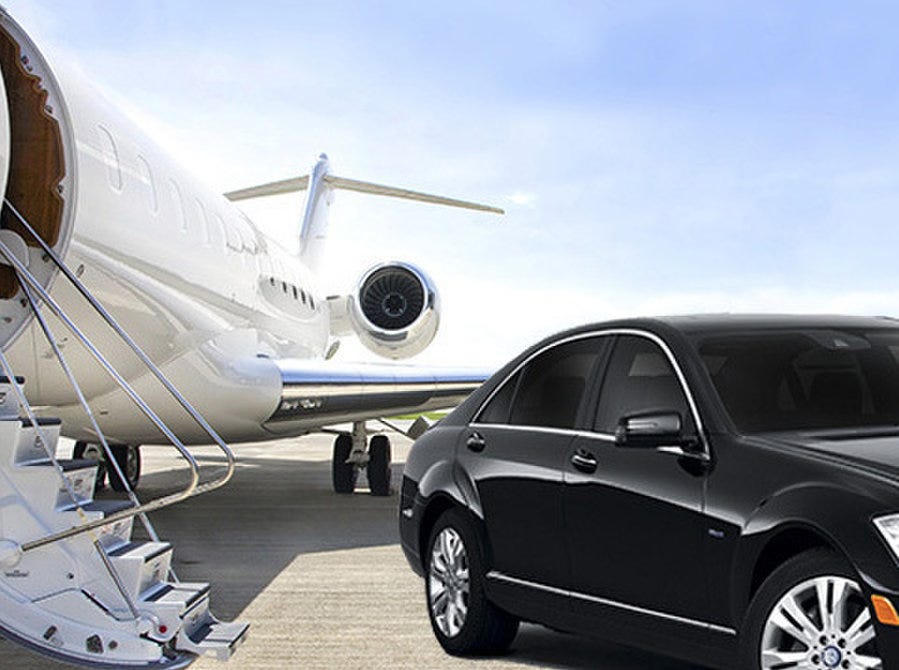 Private Car to AUS. When it comes to finding a trustworthy… | by  Transportation Star | May, 2025 | Medium