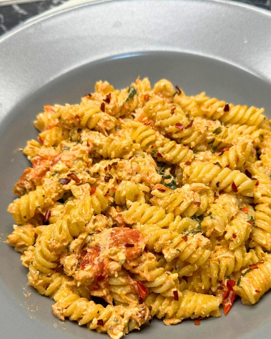 Easy Creamy Salmon Pasta