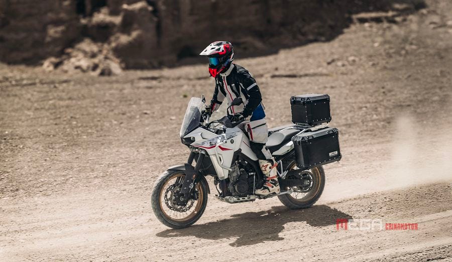 KOVE 800X Touring: The Ultimate Adventure Companion