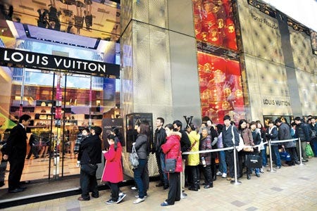 Louis Vuitton and the Traveling Chinese Consumer - Knowledge at