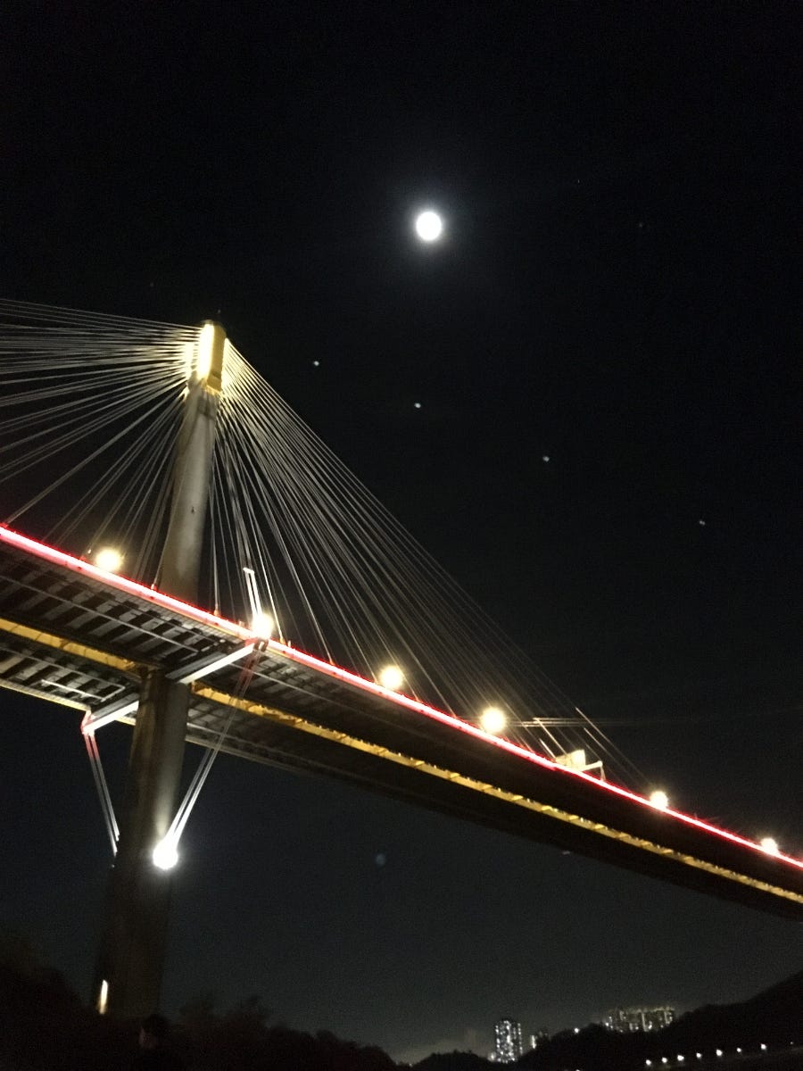Ting Kau Bridge, Hong Kong_Mid-Autumn Festival, 2025_Photo by Oiseau Distrait