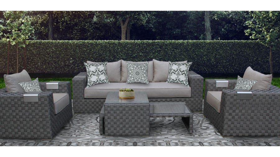 What is the best time to buy Outdoor Patio Furniture for Your Living