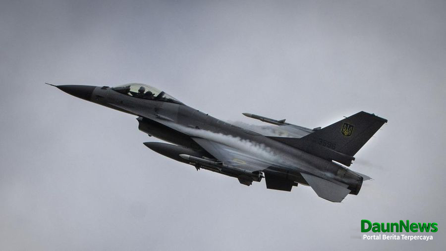 Ukraina Kembali Kehilangan Jet Tempur F-16: Insiden Ketiga Sejak 2024, Pilot Selamat