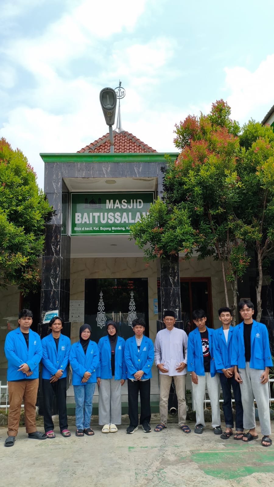 Mahasiswa UBSI Gelar Pengabdian Masyarakat (PKM) di Masjid Baitussalam, Bekasi