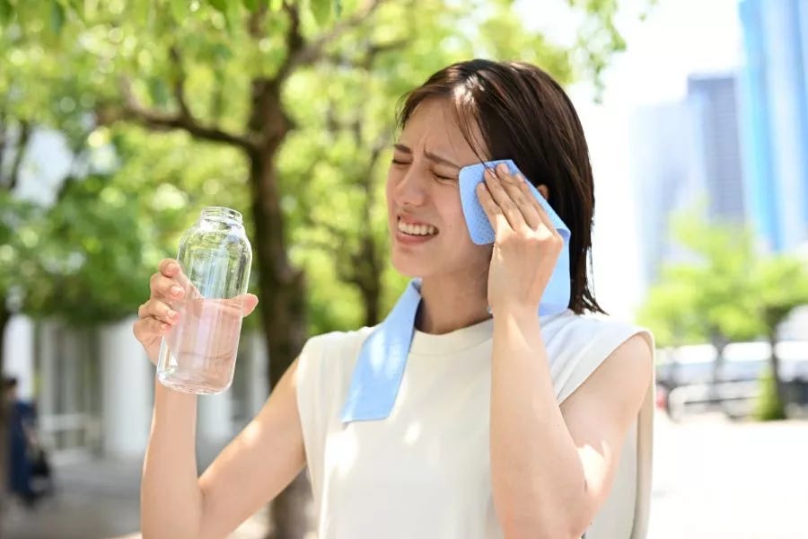 Cuaca Terasa Sangat Panas Akhir-Akhir Ini? Inilah 10 Tips Ampuh Menghadapinya