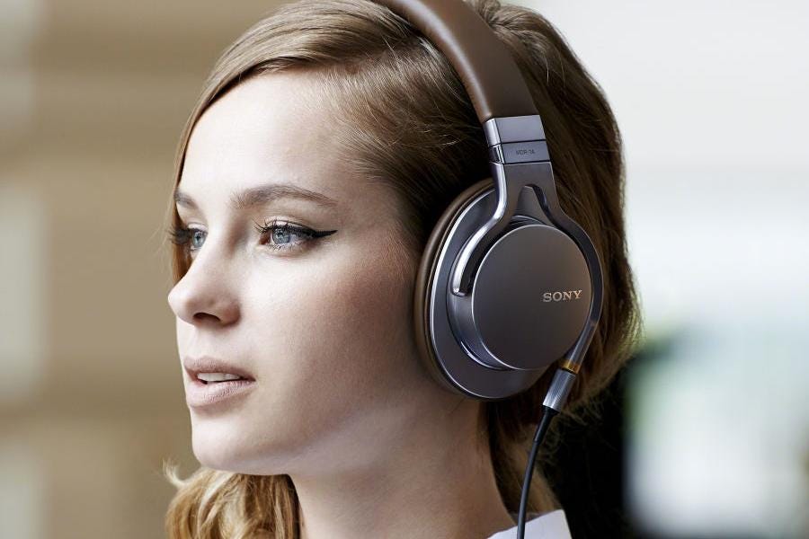 Headphone Showdown: Sony MDR-100AAP Vs MDR-1A | by Alex Rowe | Medium
