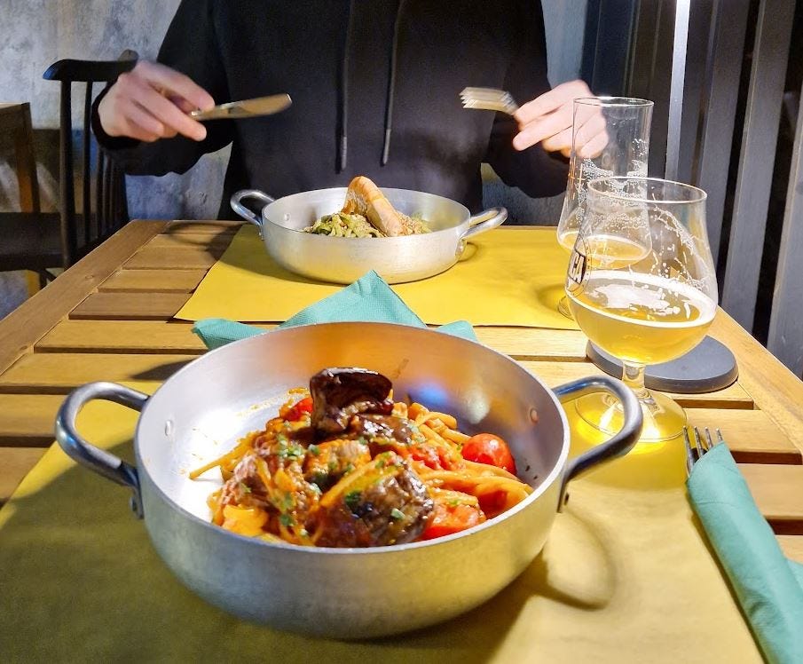 Dinner at Deliziosa. Image by the author.
