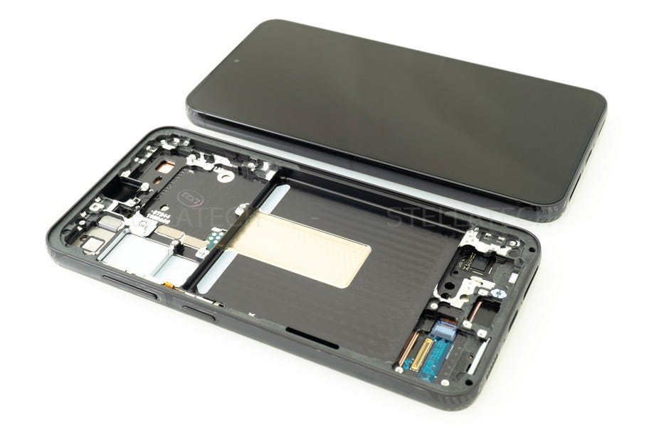 Mobile Spare Parts & Accessories in Malta by Rebecca Espin Mar