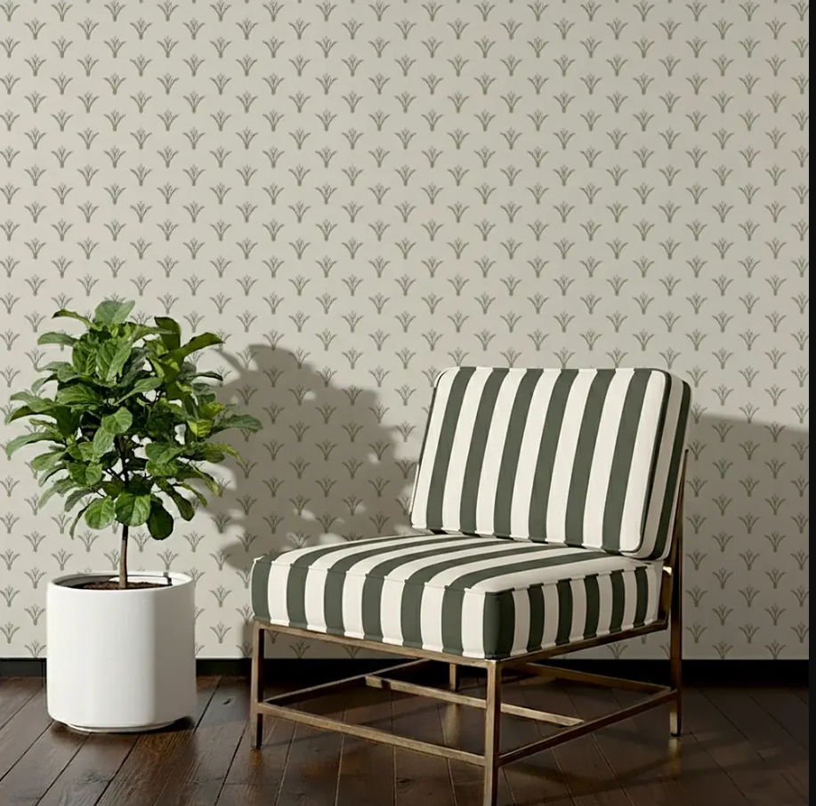 Where Can I Find Local Experts for Wallpaper Installation? A Dubai Property Owner’s Guide