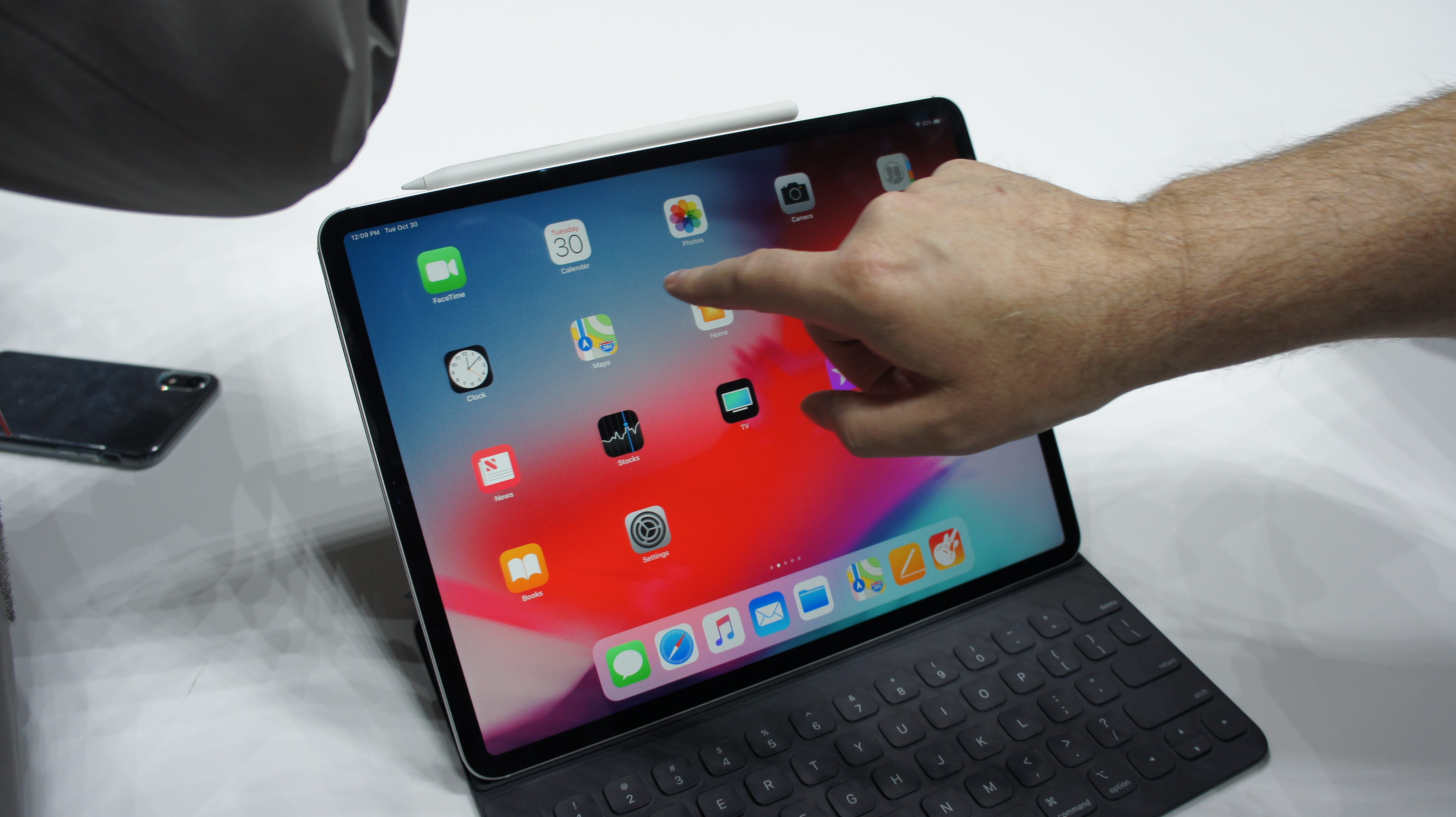 Apple iPad Air Is an Excellent, Do Everything Tablet, by Lance Ulanoff, The Startup