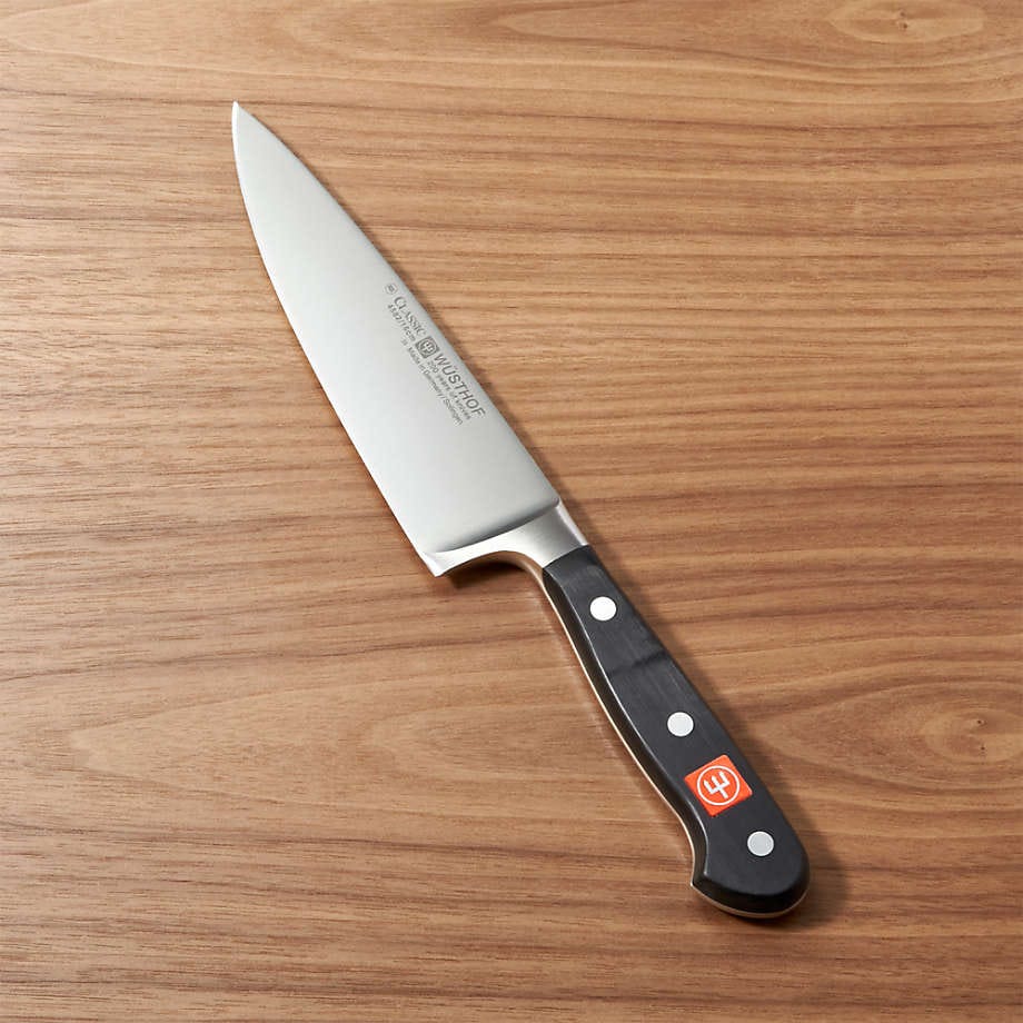 What Size Chef's Knife Should You Buy? 6-Inch or 8-Inch? 