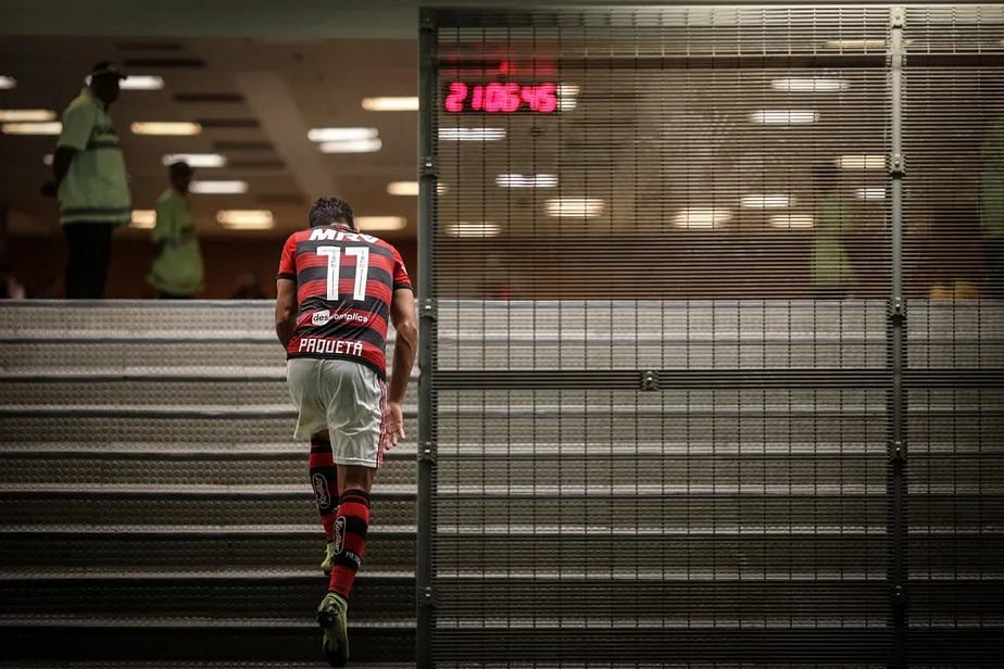 Ídolos passam. O problema do Flamengo está em como os ciclos terminam