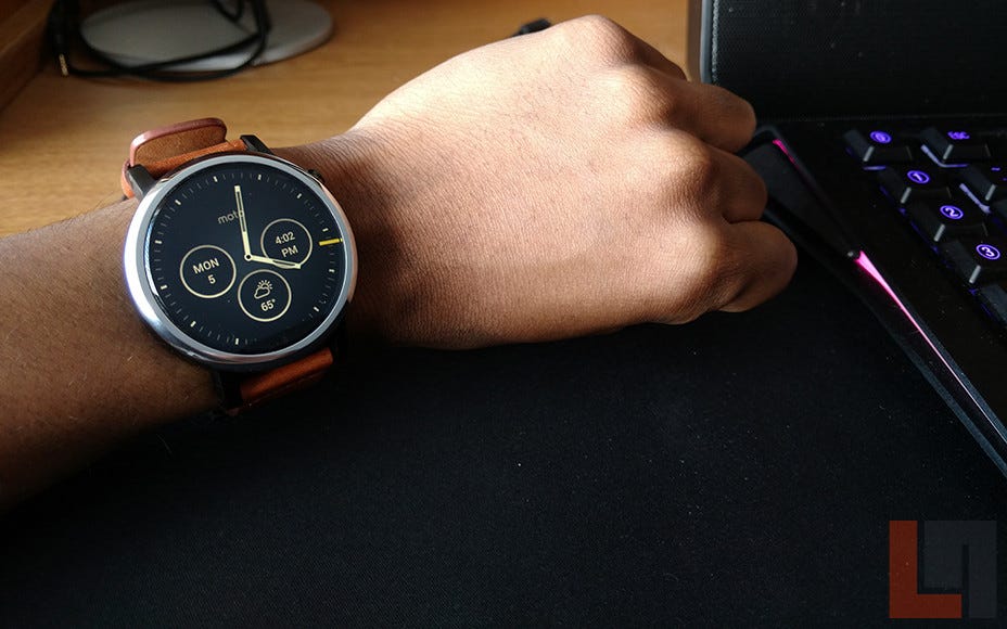 Moto 360 (2nd gen) Review: Tweaks Make For A Great (Smart) Watch | by  Stefan Etienne | Medium