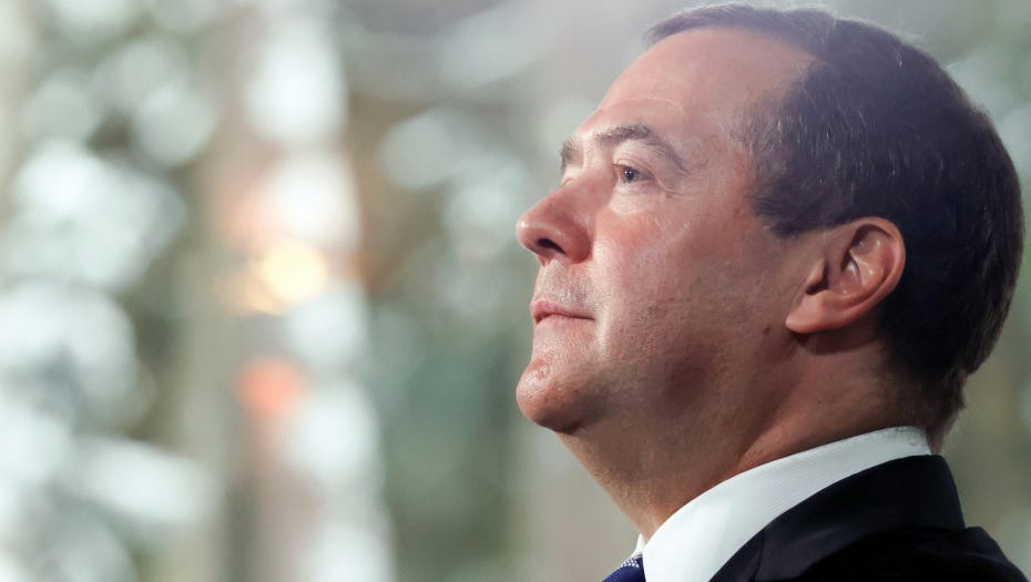 Medvedev pozvao Ilona Maska na Dan pobede