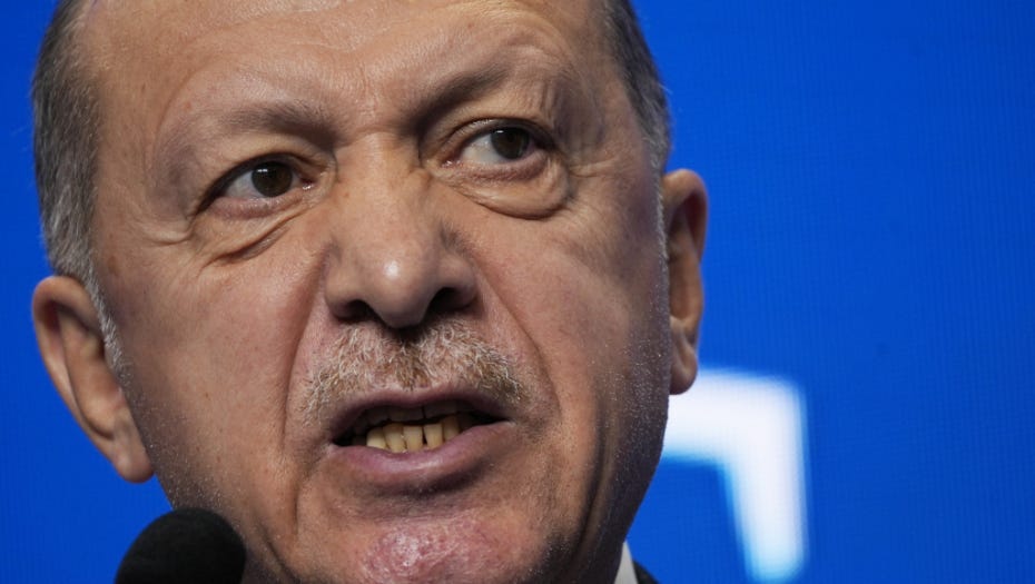 ERDOGAN ZAGRMEO, OBRUŠIO SE NA EVROPU Stao na Putinovu stranu, pa izneo teške optužbe