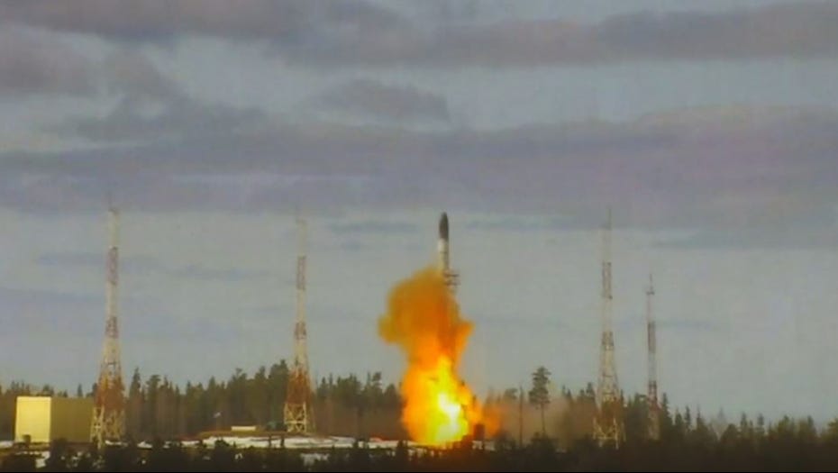 Rogozin najavio borbeno dežurstvo Sarmat rakete