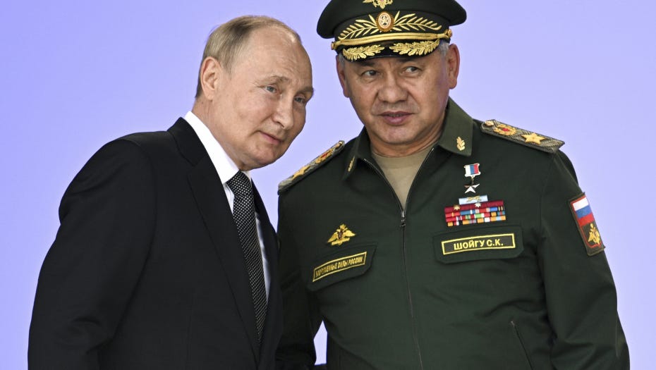TAJNI PARAGRAF PUTINOVOG UKAZA? Rusija na nogama — Putinova desna ruka se odmah oglasila