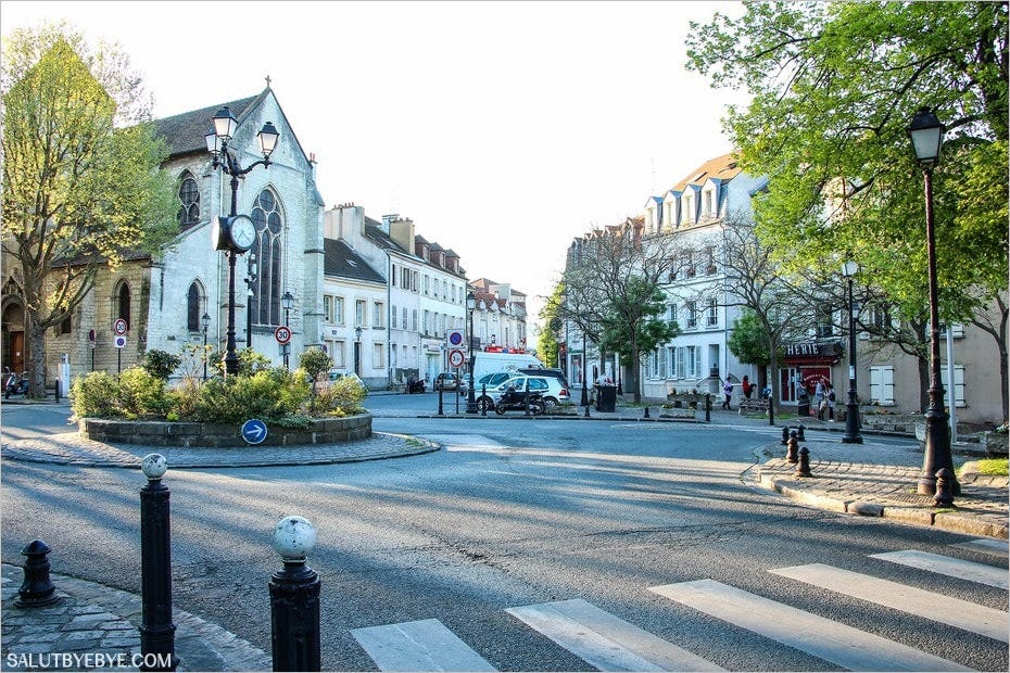 LA VILLE DE SAINTMAURDESFOSSES Victor le serrurier sur le boulevard de Créteil à SaintMaur