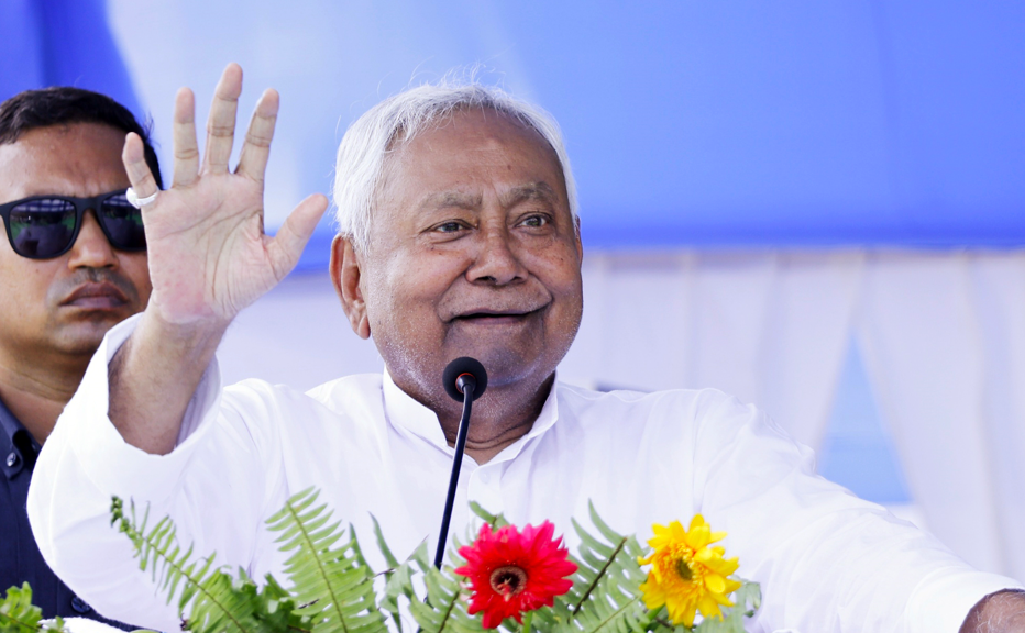क्या एकबार फिर नीतीश कुमार बिहार छोड़ रहे हैं!?