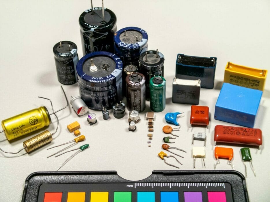 Signs of Faulty AC Capacitor by Symptom Finder Jun, 2023 Medium