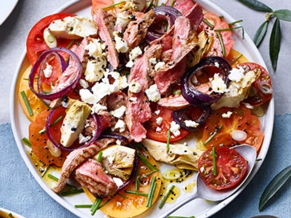 How To Prepare Barbecued Bavette Steak & Tomato Salad ? by Coba
