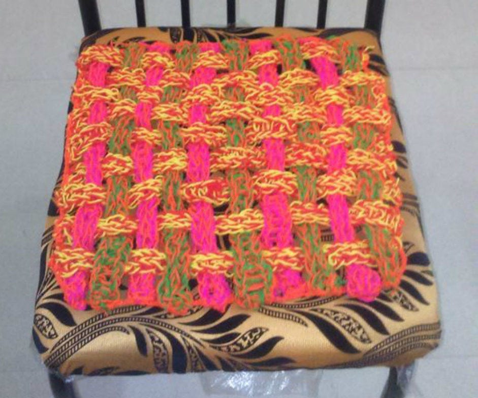 Finger Knitting a Mat by How To Medium