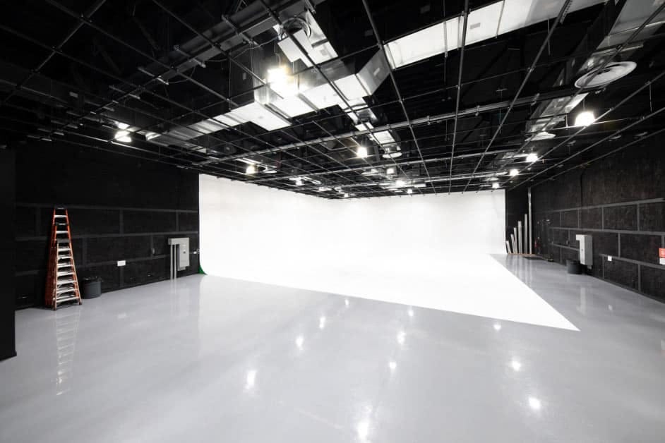 What is Cyclorama Studio? Cyclorama in Different Industries | by ...