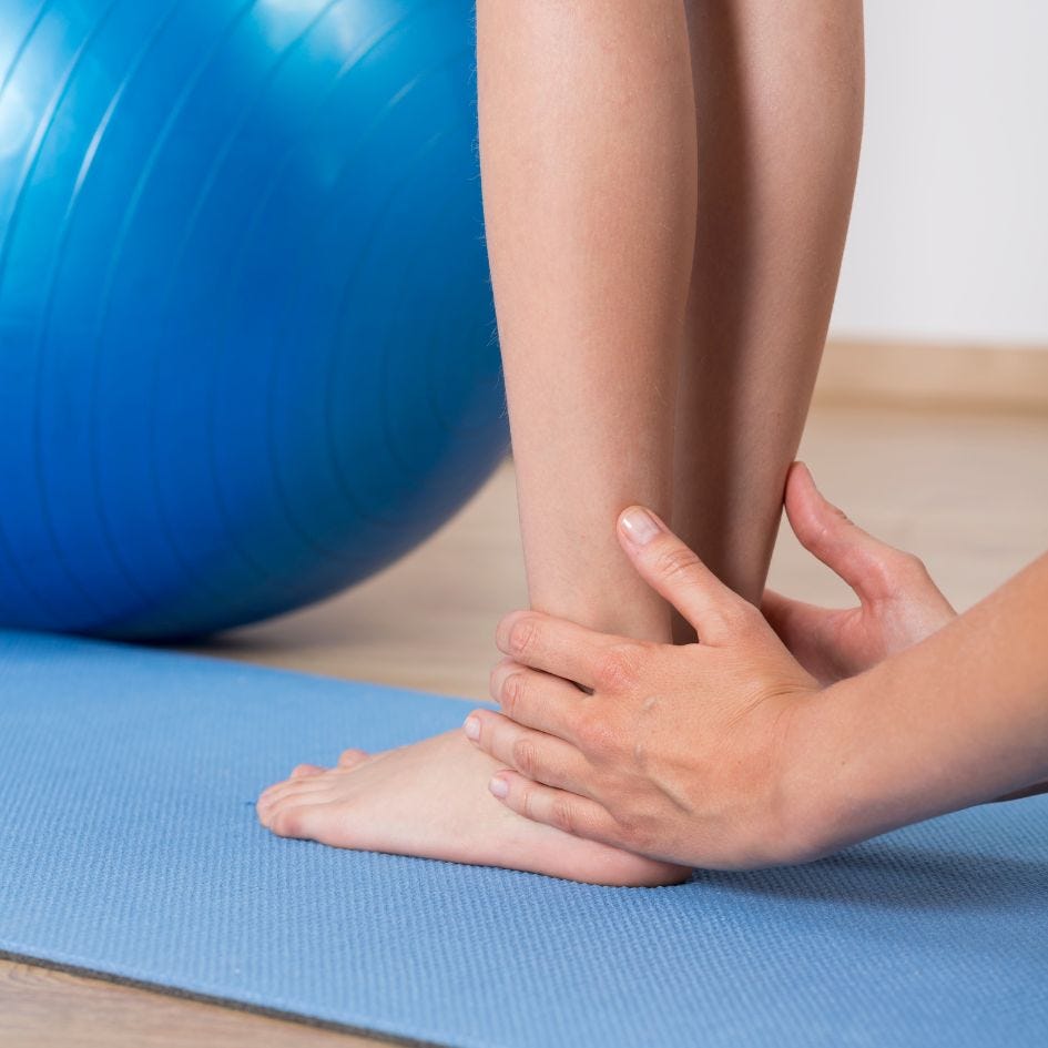 Can Flat Feet be Corrected?. Flat feet is a common condition where… | by Sara | Nov, 2023 | Medium