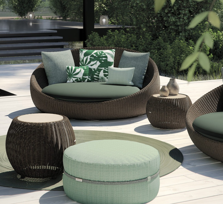 Different Types Of Outdoor Furniture Dubai by Luxury Outdoor