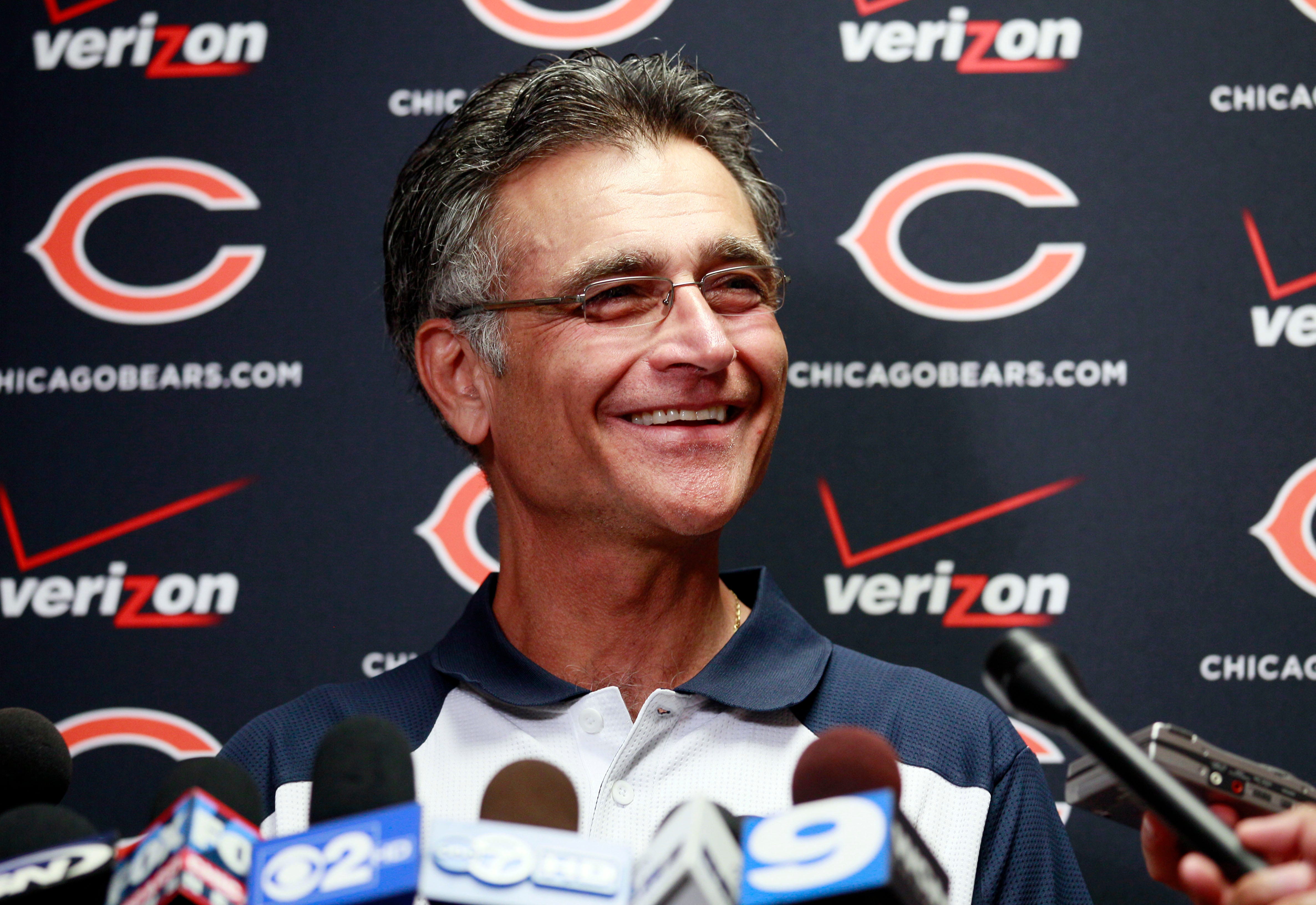 Ex-Bears GM Angelo: Jay Cutler not comfortable reading defenses