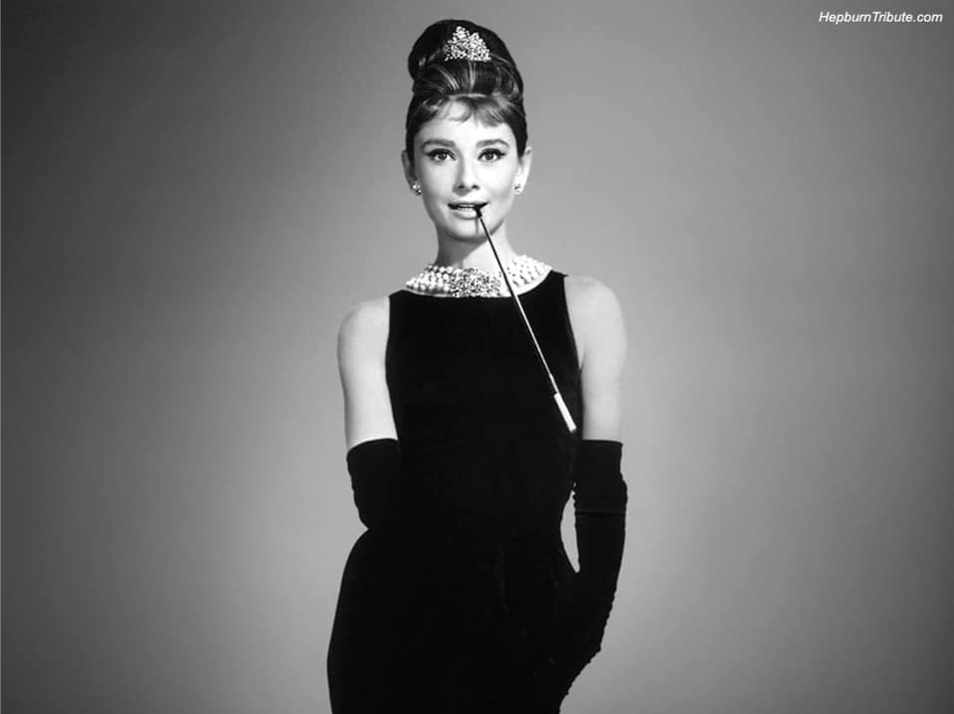 AUDREY HEPBURN STYLE - FASHION OVER 50 - 50 IS NOT OLD - A Fashion