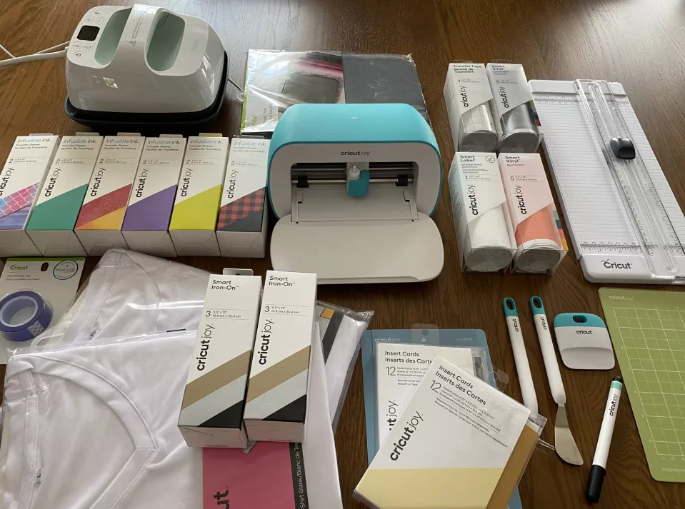 Cricut Joy - Learn About All The Things You Can Do (including