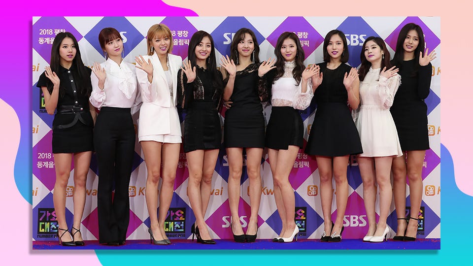 TWICE’s 9 Members when the group was created in 2015 (Photo by stylecaster)