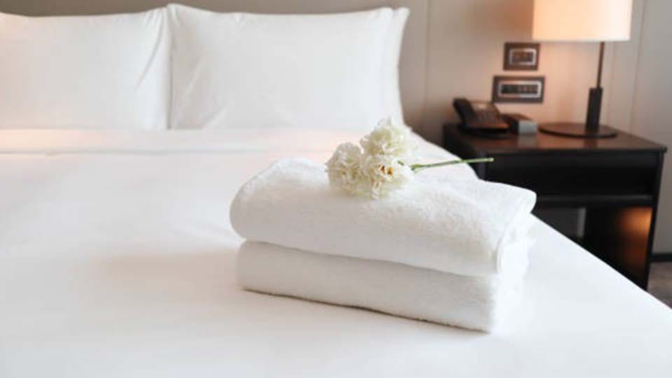 THE ULTIMATE GUIDE ON HOW TO PICK THE RIGHT BED AND BATH LINEN by Infinity Hotel Supplies LLC
