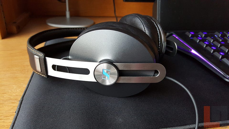 Sennheiser Momentum 2 Wired Review: Easy, Breezy, Beautiful | by Stefan  Etienne | Medium