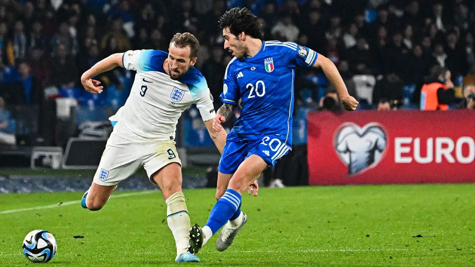 Jelang Inggris Vs Italia Di Kualifikasi Euro 2024 Davide Frattesi Tak   0*l4RTqMR7TD T7dg  