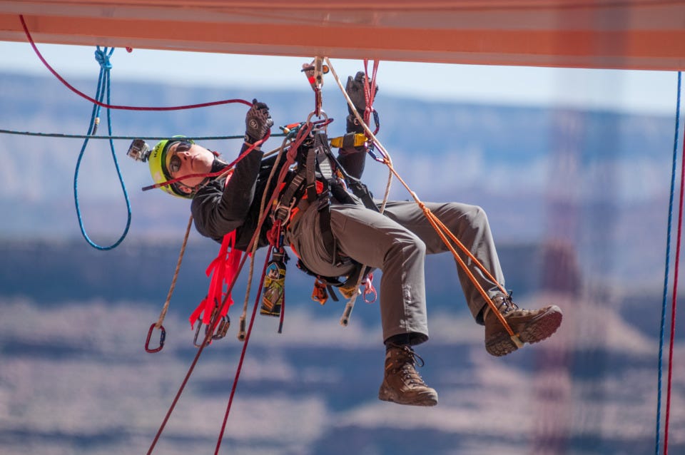 A PeaceLoving Rope Access Technician Story by sikha chamoli Medium
