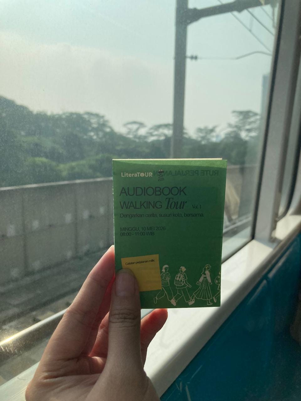 Menjelajahi Kota Jakarta Bersama Audiobook