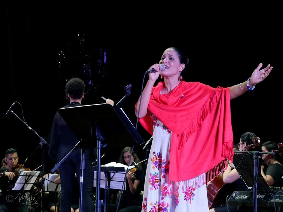 Haydée Milanés se estrena con orquesta sinfónica en la UCLV