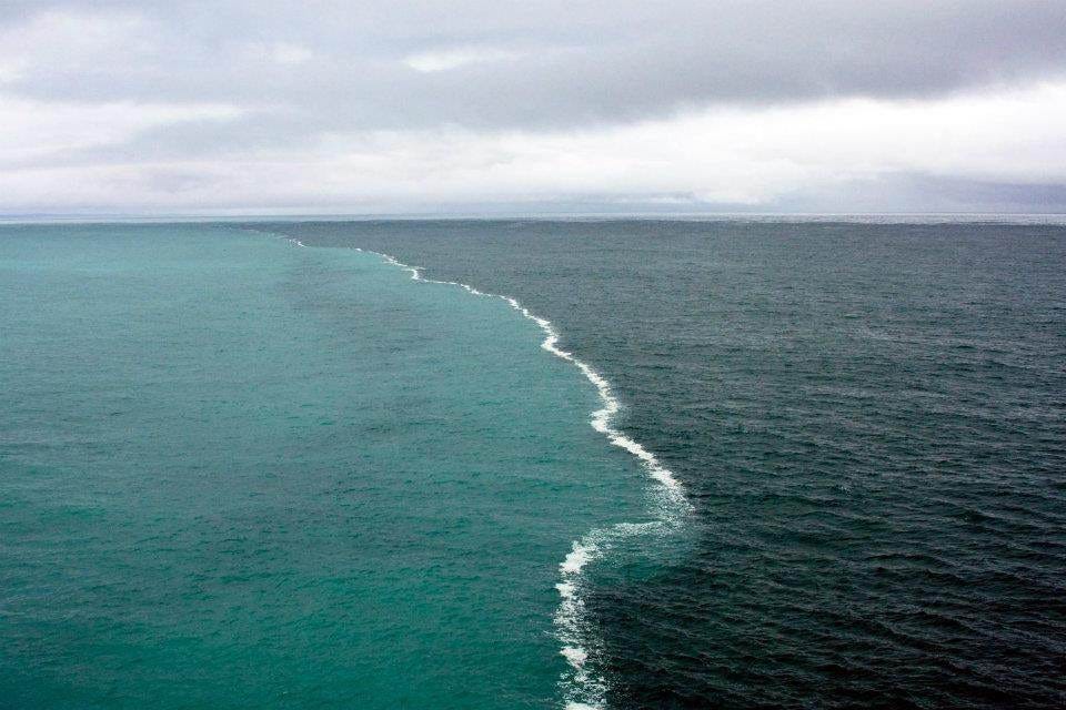 Why Does The Atlantic Ocean And Pacific Ocean Not Mix Why does the water from the Atlantic and Pacific Oceans not mix? | by