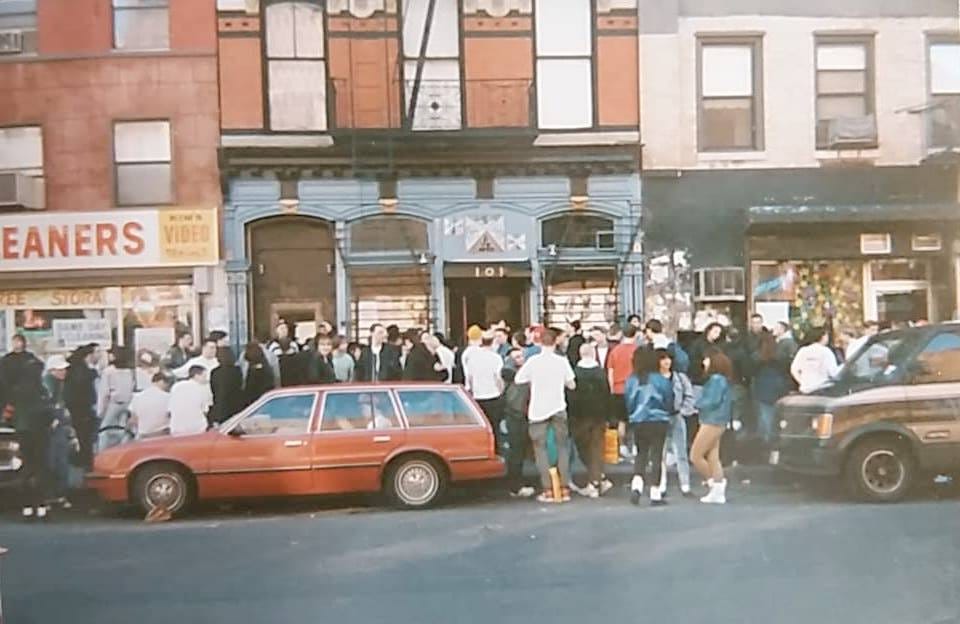 March 25, 1989