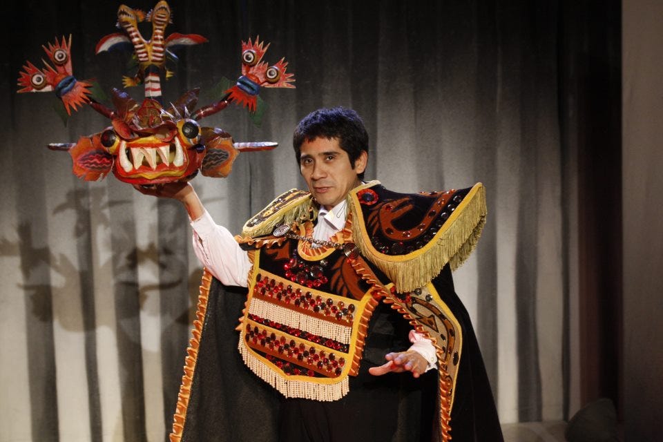 “El Bululú, Antología Endiablada”: Teatro y confección