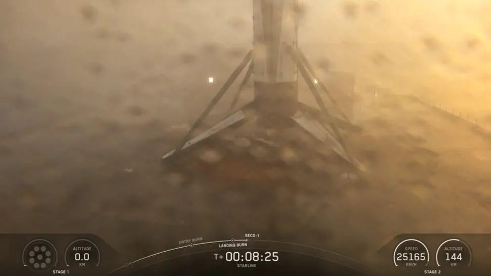 SpaceX Falcon 9 Roketi 30.