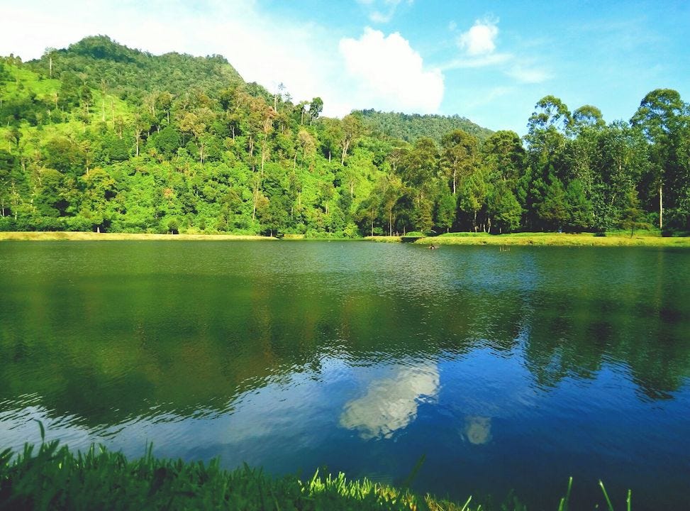 Situ Cisanti, Berkemah Ditemani Cuaca Sejuk dan Keheningan