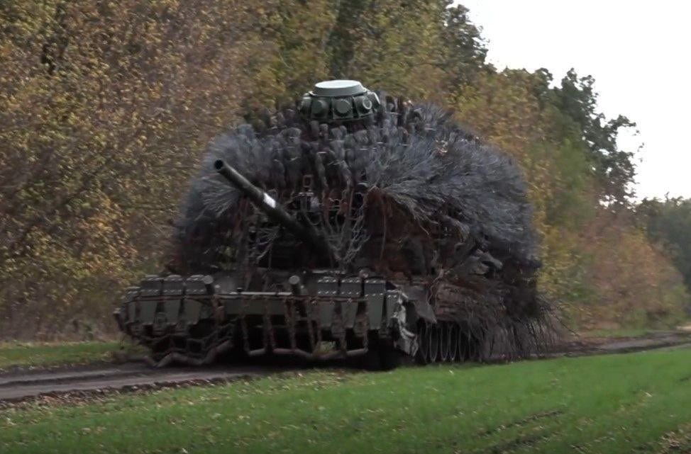 Russian tank with anti-drone defence
